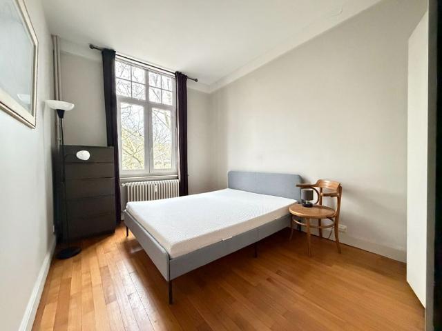 T2 MEUBLE 63,07m2, Boulevard Bigo Danel réf 1528 31