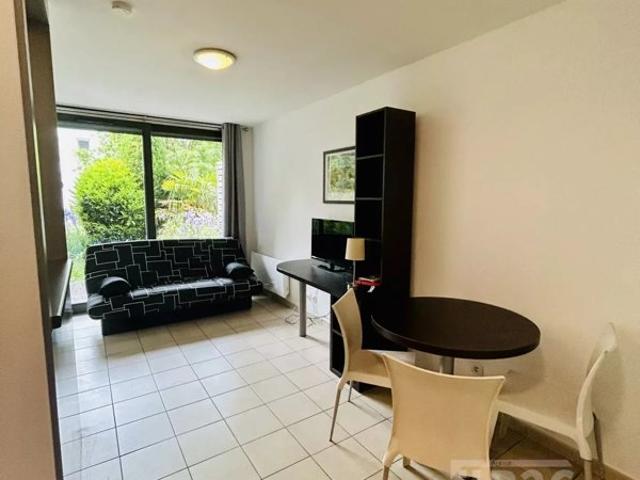 T2 meublé avec terrasse