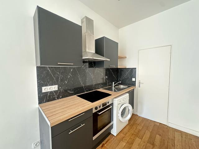 T2 meublé avec ascenseur à Villeurbanne