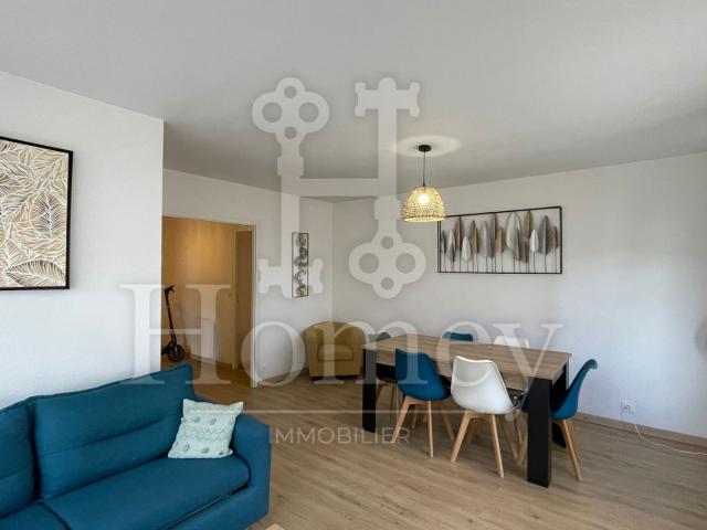 T2 meublé avec balcon — 28 m2 lumineux au 3e étage, au coeur d'Annemasse, porte de Genève