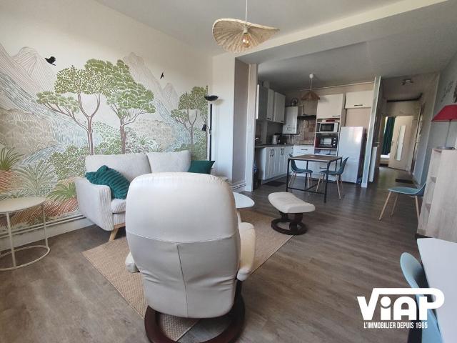 T2 MEUBLE AVEC GARAGE
