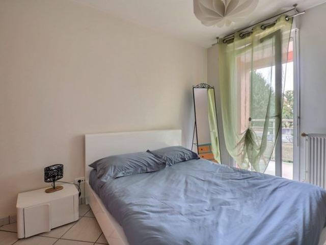 T2 meublé, balcon et stationnement