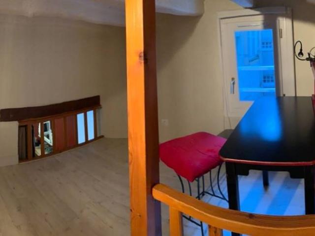 T2 meublé de 31m2 Hyper centre Très calme