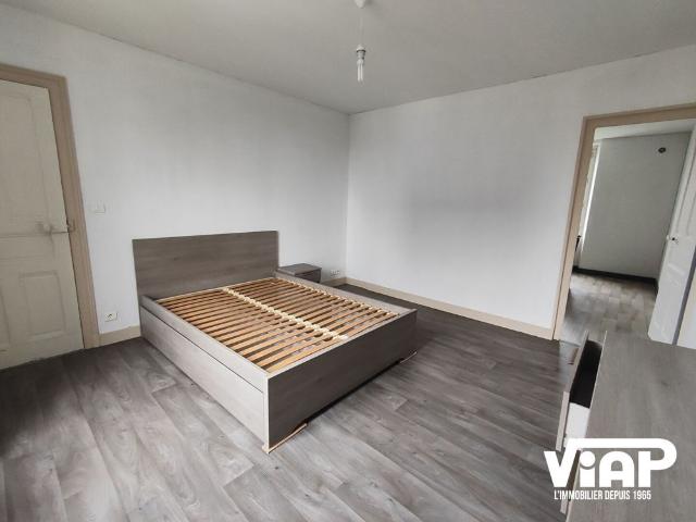 T2 MEUBLE DE 32 m²