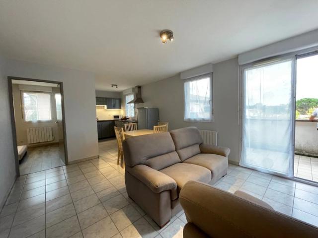 T2 MEUBLE DE 44.50 M² AVEC TERRASSE ET PARKING