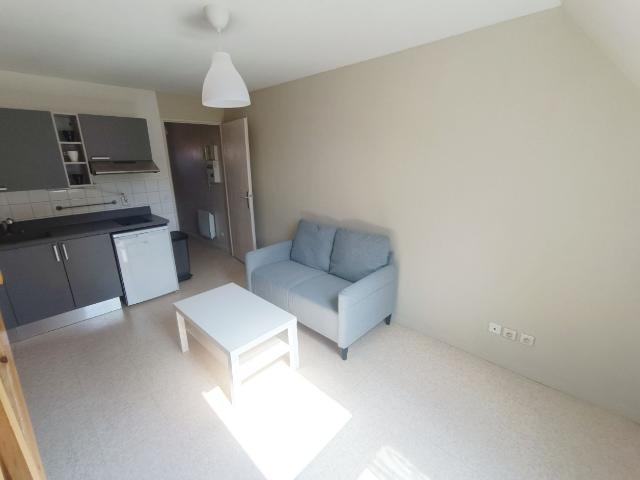 T2 meublé en duplex avec parking, quartier St Leu