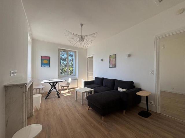 T2 MEUBLE LE PUY