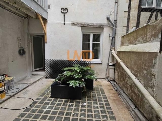 T2 Meublé Nantes Centre – Cour Privative