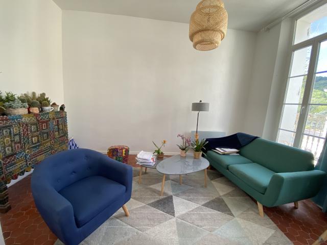 T2 MEUBLE SECTEUR CENTRE VILLE