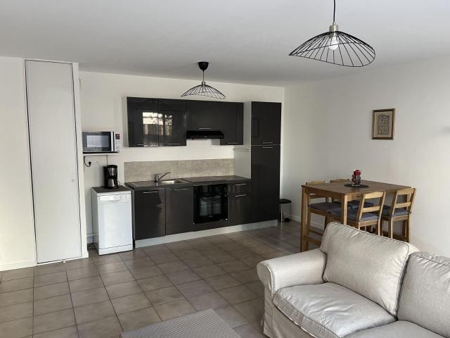 T2 meublé secteur Monplaisir
