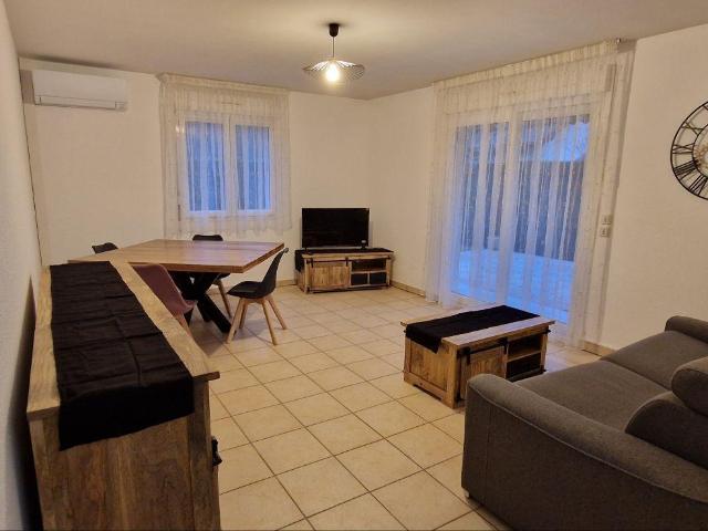 T2 MEUBLÉ REZ DE JARDIN