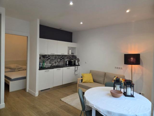 T2 MEUBLE TERRASSE / PROCHE MER