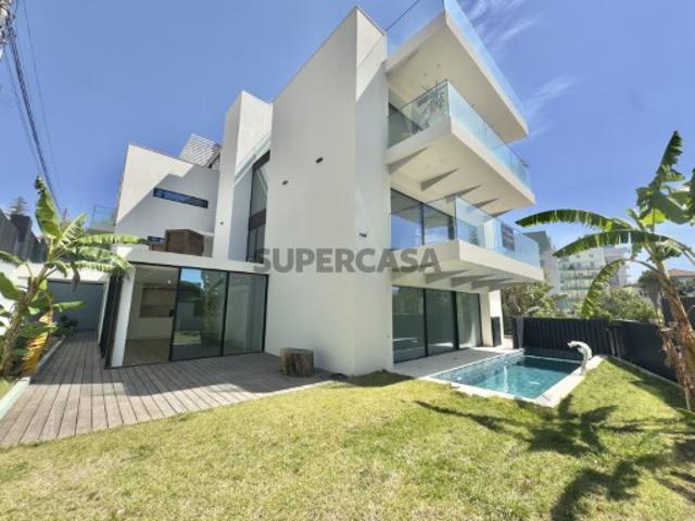 T2 Monte Estoril com piscina privada!
