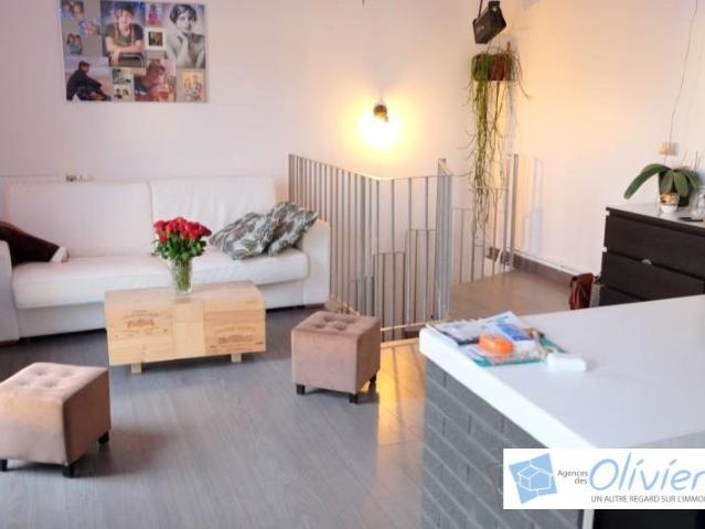T2 MONTIGNY LE BRETONNEUX 2 pièce s 50.15 m2
