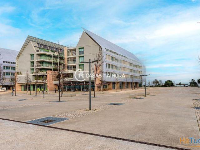 T2 mobilado na Urbanização Braço de Prata Village | 26064088659