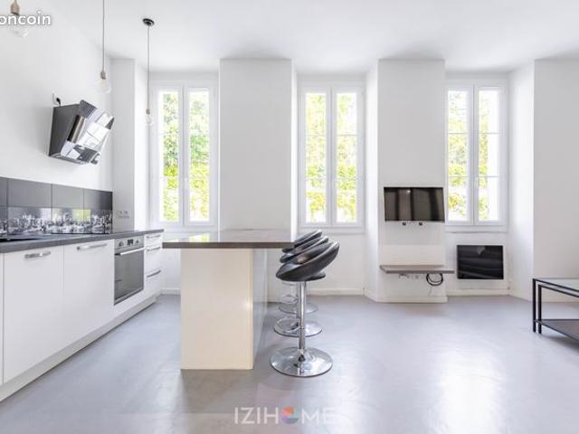 T2 moderne au pied de Vauban