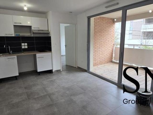 T2 NEUF AVEC LOGGIA