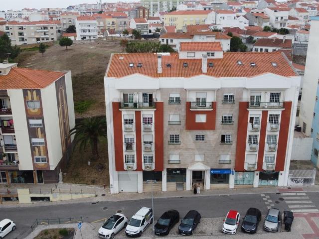 T2 no centro das Caldas da Rainha com elevador e estacionamento