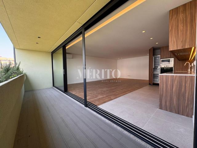 T2 NOVO C/ TERRAÇO