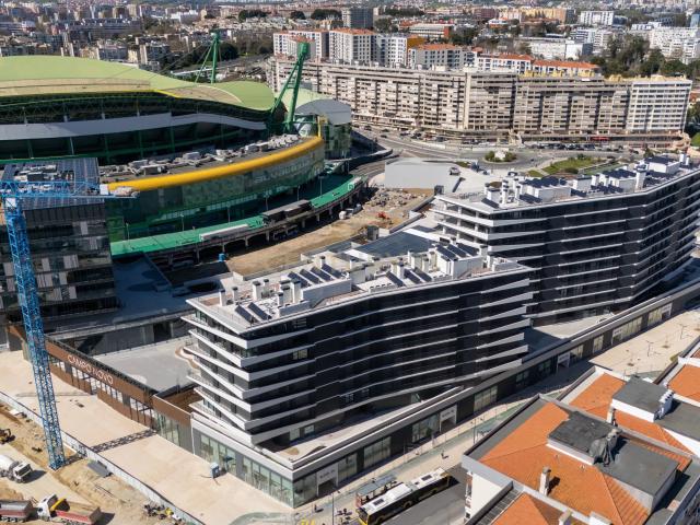 T2 Novo com terraço e 2 lugares de estacionamento Campo Novo Residencial