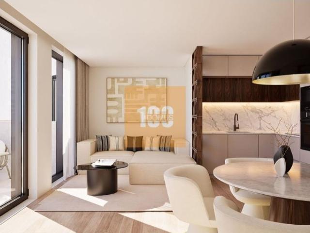 T2 novo com terraço e garagem Metro Life Apartments