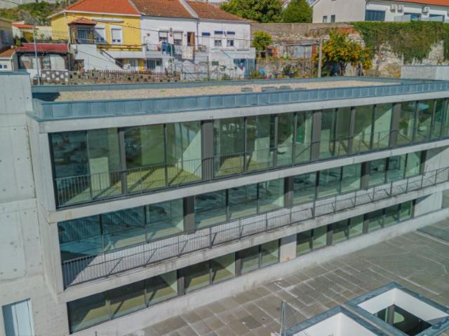 T2 Novo com terraço privativo e vistas para o rio Douro