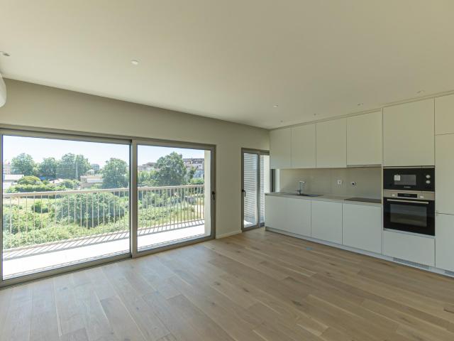T2 Novo | Com Varanda e Garagem | Canidelo, Vila Nova de Gaia