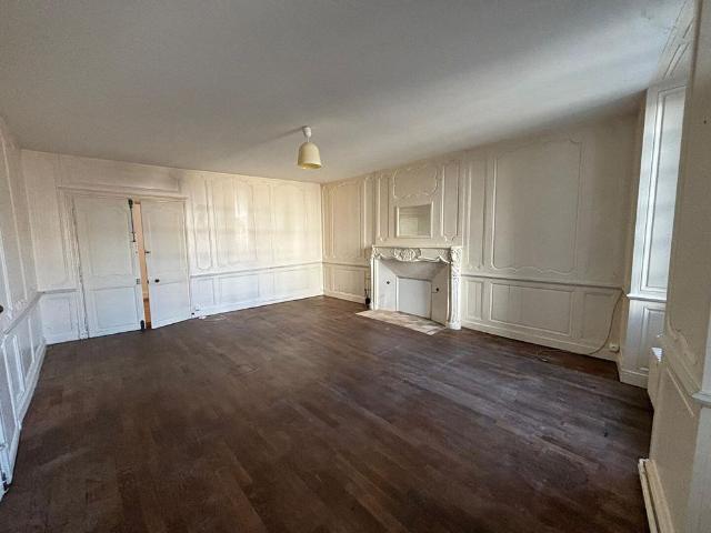 T2 Poitiers – Centre Ville 64.88 m2