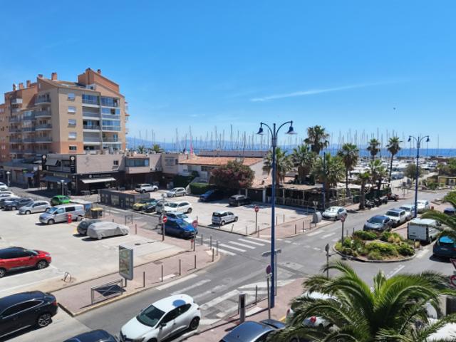 T2 Port La Gavine