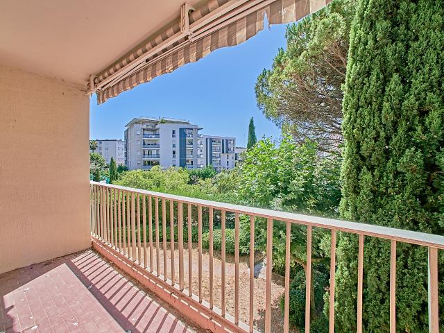 T2 proche centre SAINT RAPHAEL