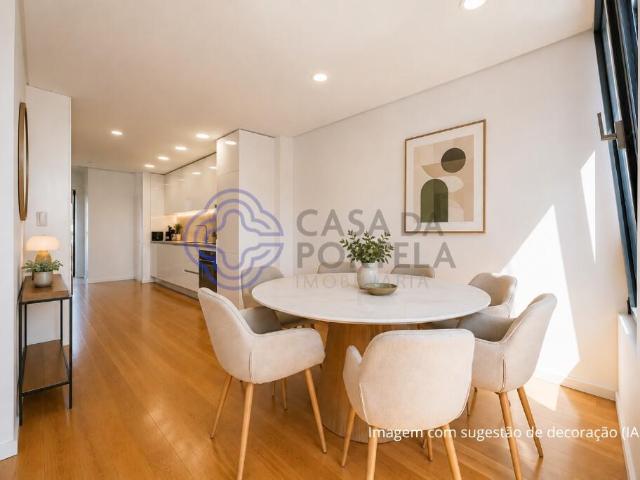 T2 Premium Mobilado na Av. da Boavista com garagem e carregamento elétrico