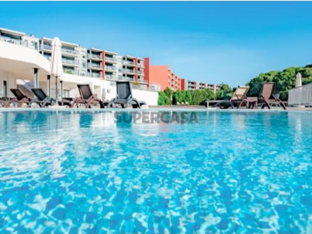 T2 Premium com Piscinas, Spa e Garagem, Portimão