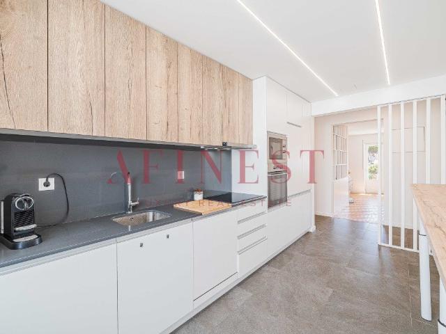 T2 Remodelado no Estoril | Pronto a Habitar | Nascente/Poent. 70m² Cascais e Estoril