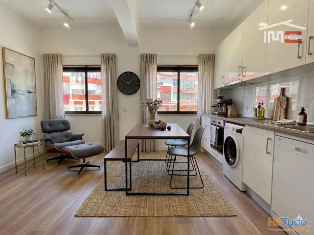 T2 Remodelado com Possibilidade de Conversão em T3 | Centro do Barreiro | 26064087134