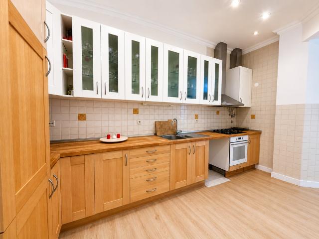 T2 Remodelado 97 m² | Bairro do Rêgo | Lisboa