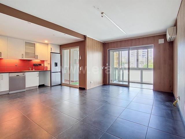 T2 Renovado com Conforto Premium 75m² Portimão