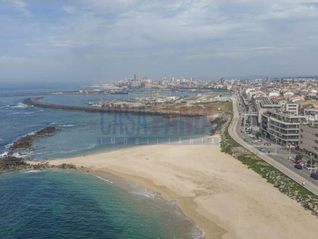 T2 Renovado com Vista Mar Caxinas | 2ª Linha de Mar