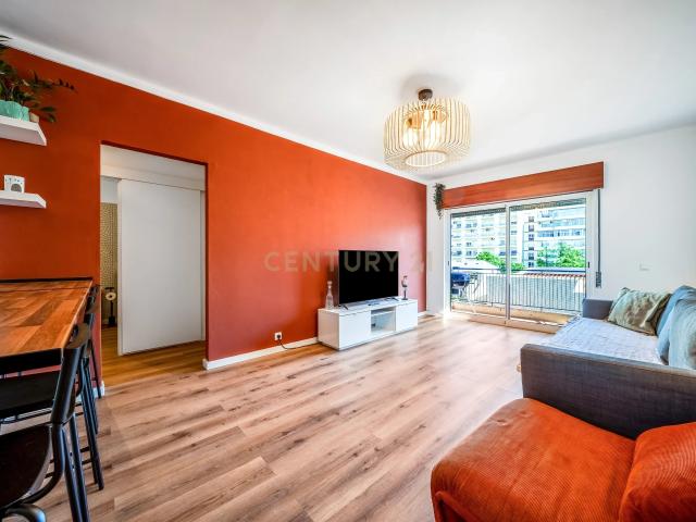 T2 Renovado no Centro de Loulé | Excelente Localização