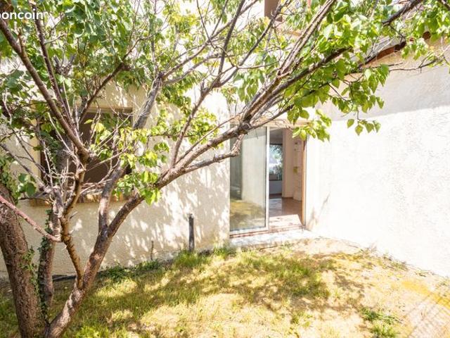 T2 rénové 51 m² Clim réversible Jardin privatif Cave 55 m² Parking DPE C