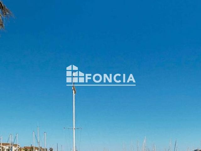 T2 renové vue port piscine parking argeles sur mer