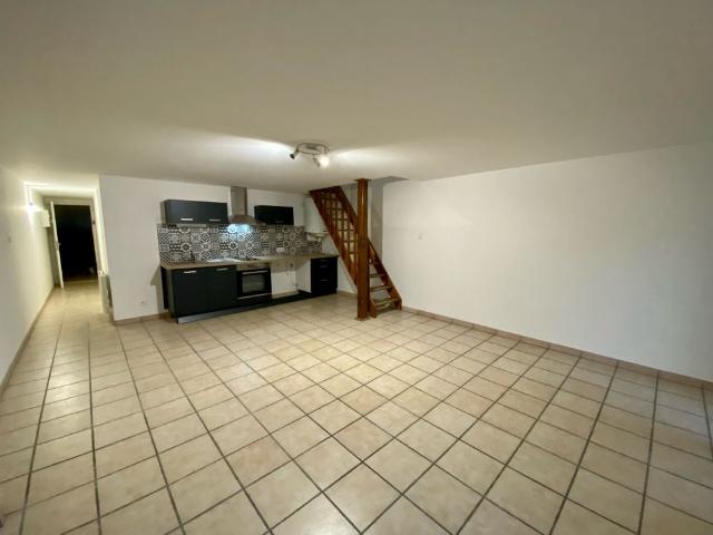 T2 récent duplex SENNECEY LE GRAND
