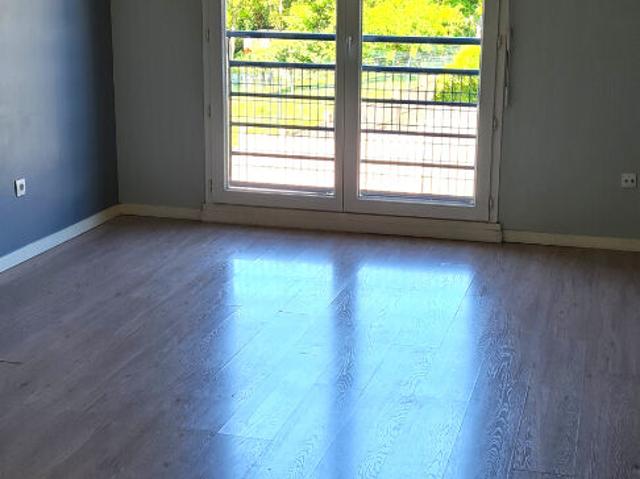 T2 RESIDENCE SECURISEE BRUAY, Bruay la buissiere