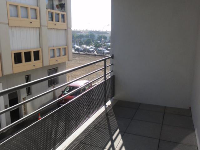 T2 43.50 m2 avec terrasse et possibilité garage double Rive droite