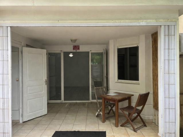 T2 REZ DE JARDIN – L'Hermitage les Bains – Terrasse + Jard