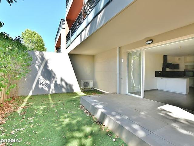 T2 rez de jardin toulon est