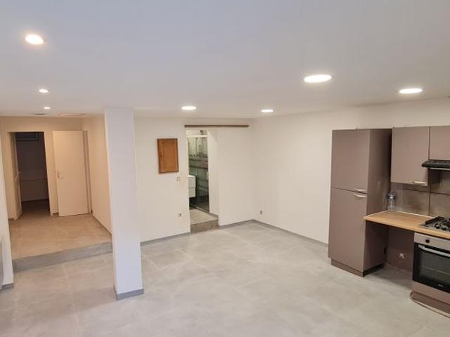 T3/4 Rénové avec terrasse/jardin– Secteur Calme Marseille 13004