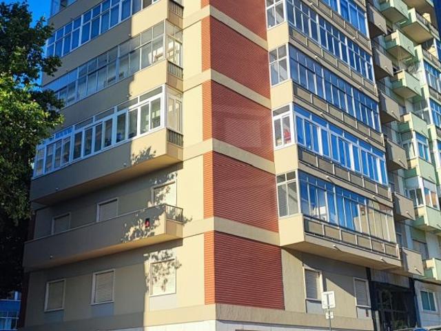 T7 na Av. Rainha Dona Amélia | 165 m2 | Lisboa