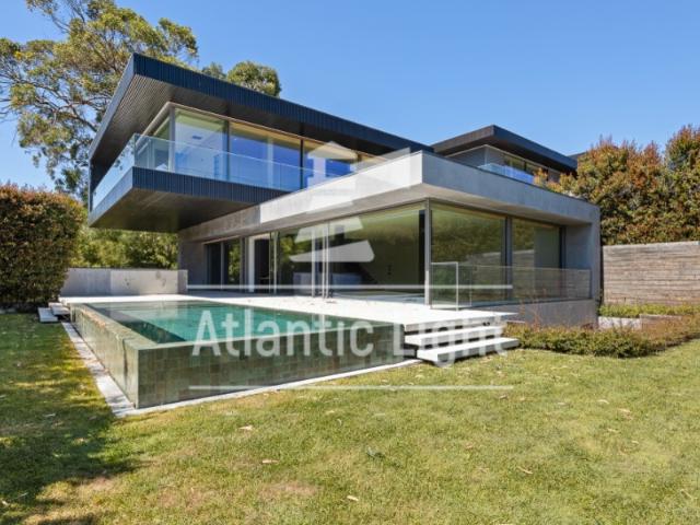 T4+1 Nova Moradia de Luxo Contemporânea em Cascais | 653 m² de Exclusividade e Sofisticação