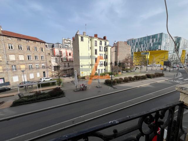 T4, 500m de la gare de châteaucreux
