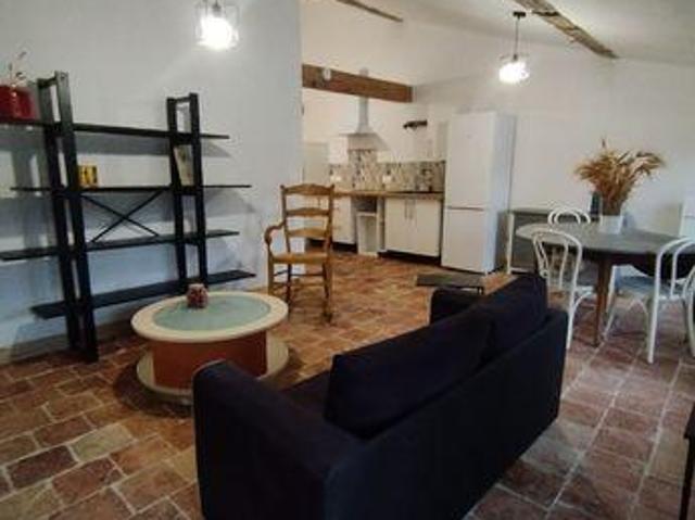 T4  69 m2, renové, isolé, meublé, idéal coloc
